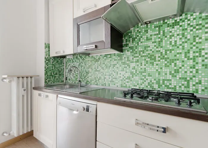 Apartment Guesthost - Cozy Flat Near Gorla M1 Mailand